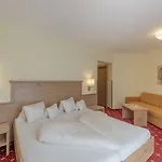 阿莱格拉旅馆 3* 索尔登